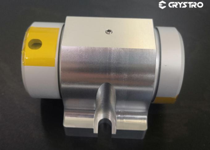 Polarizzazione 1064nm Piccolo spazio libero TSAG Isolatori di Faraday Cristallo 0